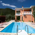 Pantheon & Danae Luxury Villa
