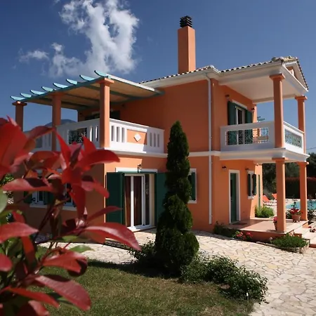 Pantheon & Danae Luxury *