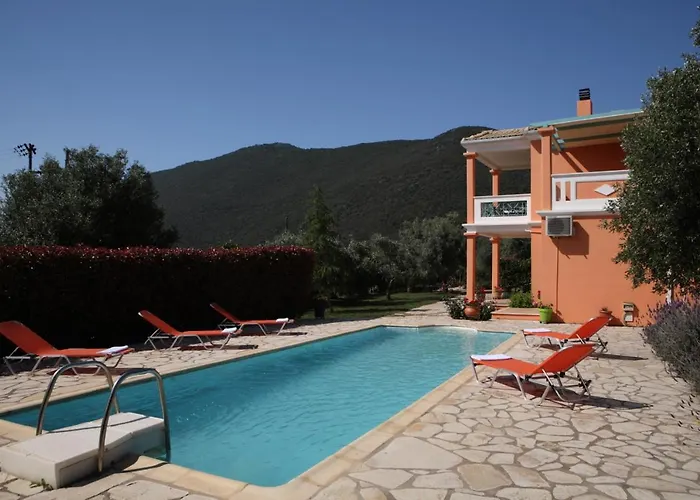 Pantheon & Danae Luxury Villa *