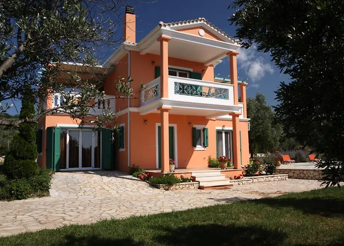 Pantheon & Danae Luxury Sivota