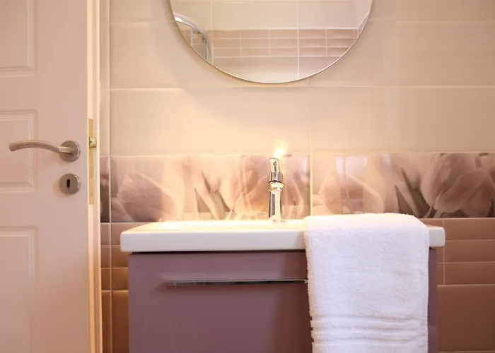 Pantheon & Danae Luxury Villa