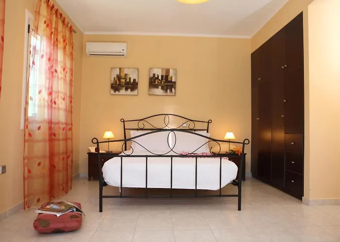 Pantheon & Danae Luxury Villa Sivota (Lefkada)