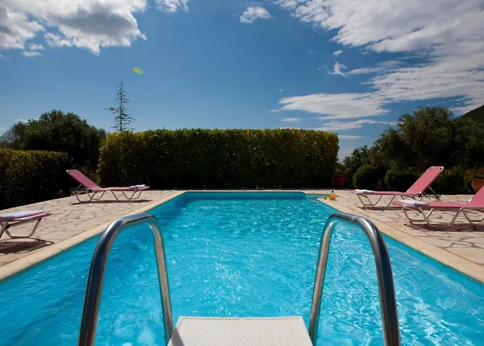 Pantheon & Danae Luxury Villa Sivota